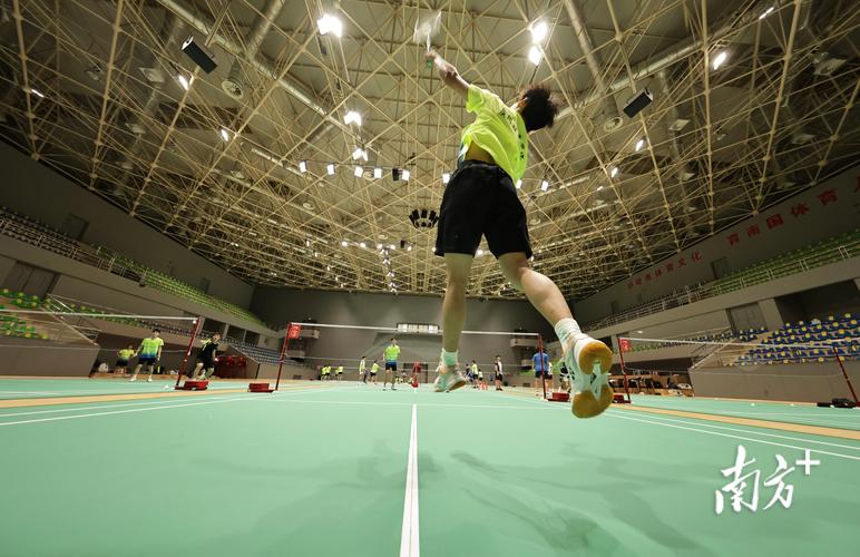 体育NBA：詹姆斯因伤缺战 湖人114-120不敌国王遭遇五连败